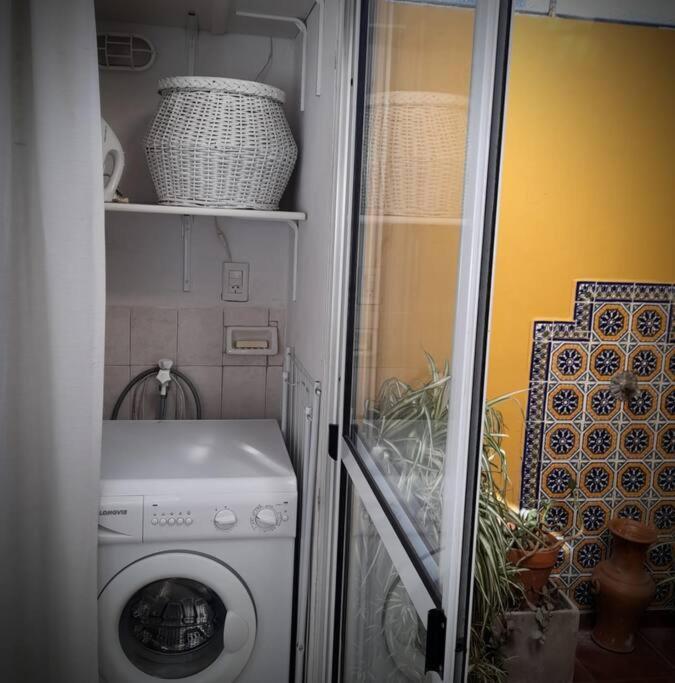 ¨Las Mayolicas¨ Hermoso Depto Con Patio Espanol Мендоса Екстериор снимка